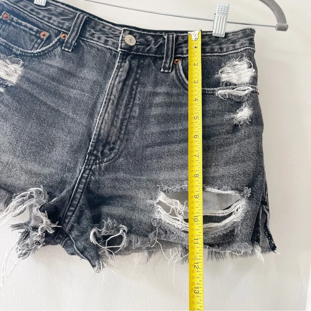 Abercrombie Black Denim Distressed Annie High Rise Shorts | 26 - Picture 4 of 8